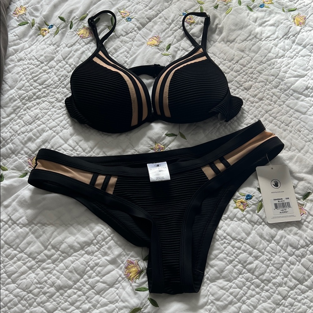 Body Glove Black and Nude Ribbed Bikini Set